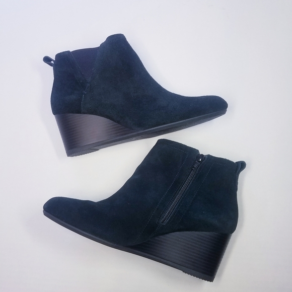 🌸 Vionic | Ankle Suede Boots, size 9.5 - Picture 6 of 6